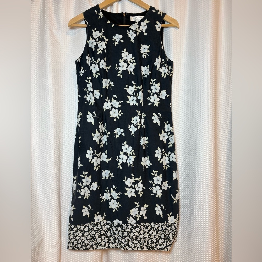 Casual Corner cotton blend blue with white floral print sleeveless dress size 4